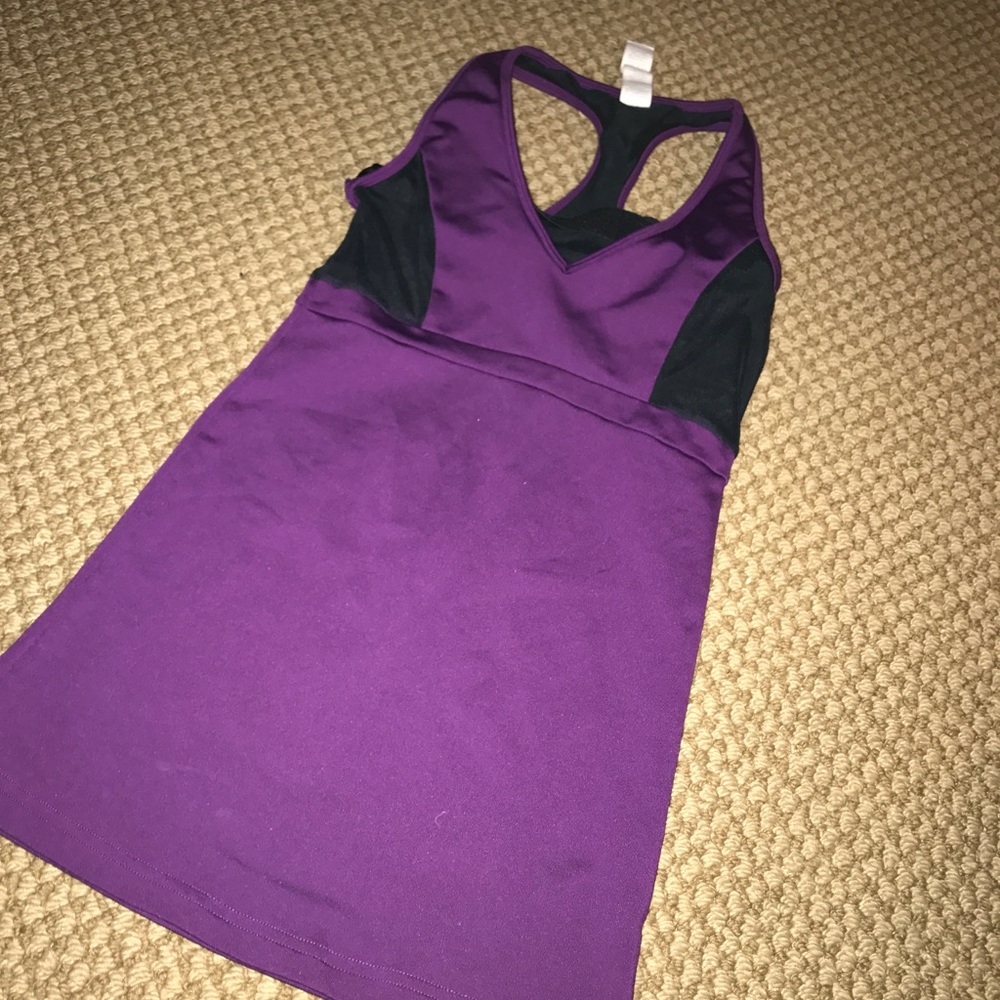 Athletic tank top